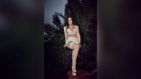 SarithaBroun — Valentine's Day🌺