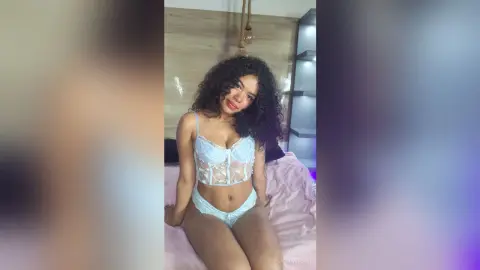 NaomiVelour — blue 😈