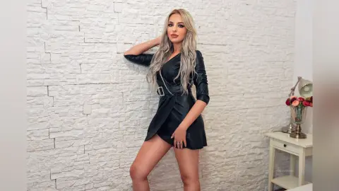 Jessy — Your dark desire