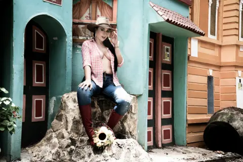 MayraDeLaVega — Streamate Photos