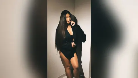 KattyMoore — Business lady)