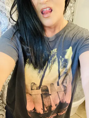 TiaPleasure777 — Streamate Photos