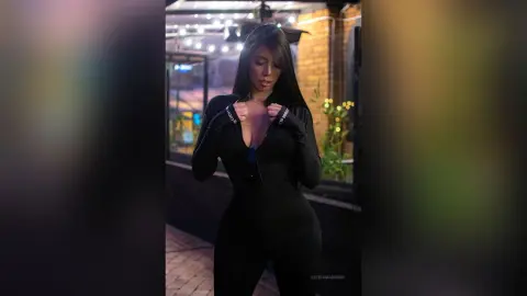 EstefaniaBrown — Black on black 😎