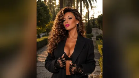 AvaDearmond — Elegant suit