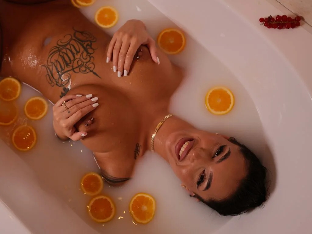 AishaaDevoe
