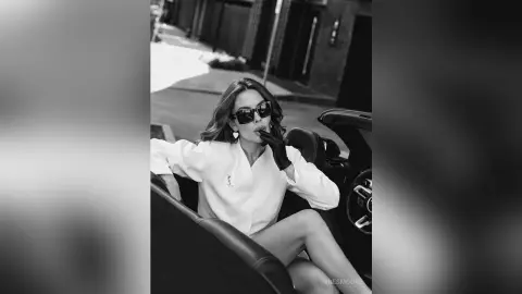 InesMoore — Cruise Control