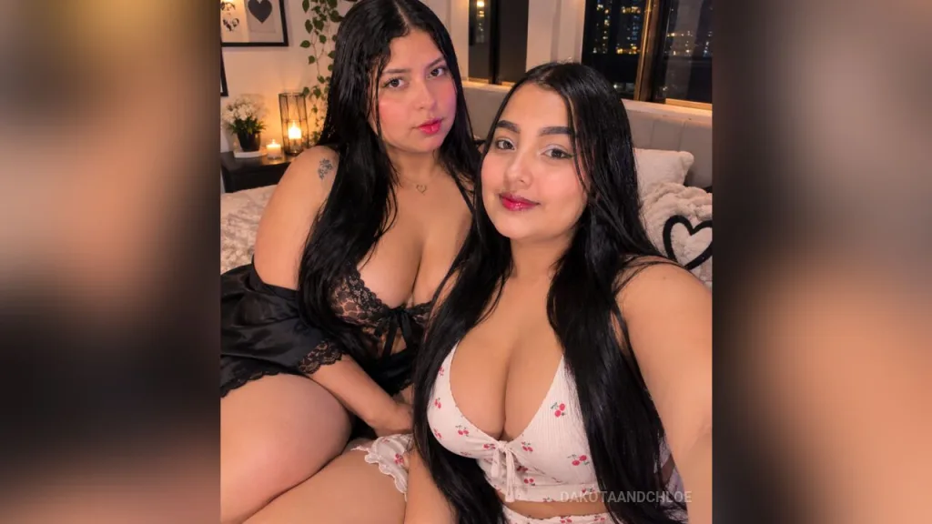 DakotaAndChloe — 🎀we🎀