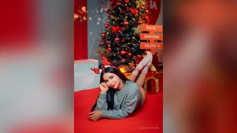 ElizabethPark — Celebrate Christmas by my side hun! 💝