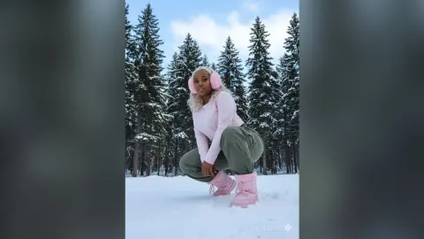 KarinaLondres — Sensual
