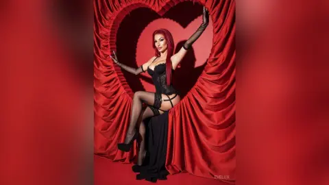EveLux — Wanna be my Valentine?