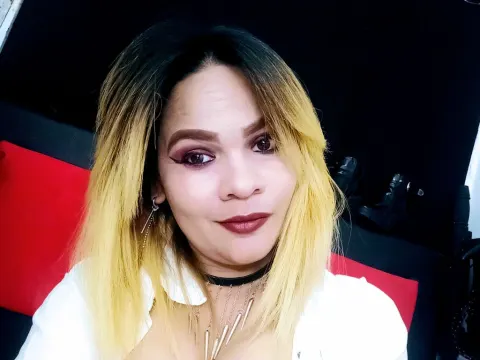 BellucciSarah — LiveJasmin cam model