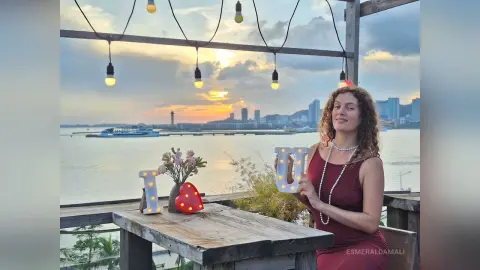 EsmeraldaMali — Sunset in Red