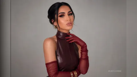 RubyConne — Burgundy  Sensual Goddess