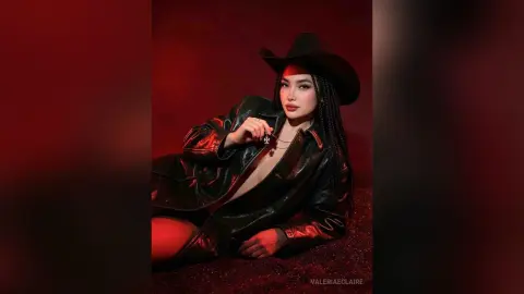 ValeriaEclaire — 😈