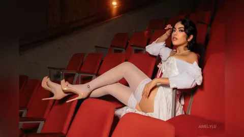 AmelyLu — A night at the theater🎭