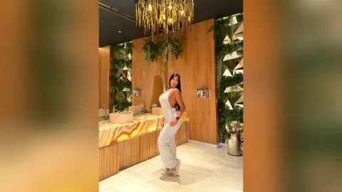 SophieHamilton — Traveling!