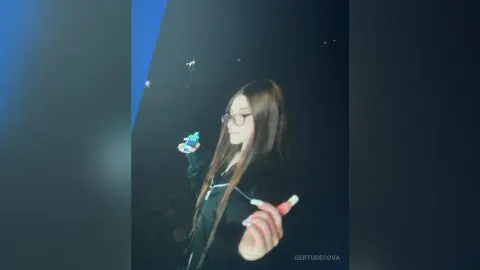 GertudeCova — =￣ω￣=
