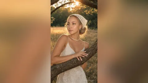 CatrinaWakley — Worth the Look