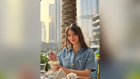Elie — Day Date