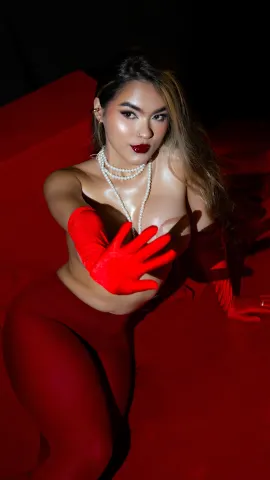 RosieTomas — Streamate Photos