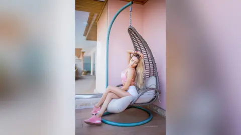 CarolineMayer — Pink&amp;White candy