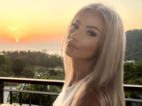 MarillynMoon cam model