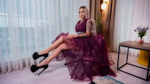IssaSmith — glimpse of elegance