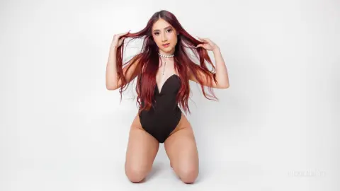 NicolBenet — Hot body 😍