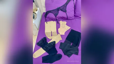 MelodieMoreau — Stockings n Pantyhose