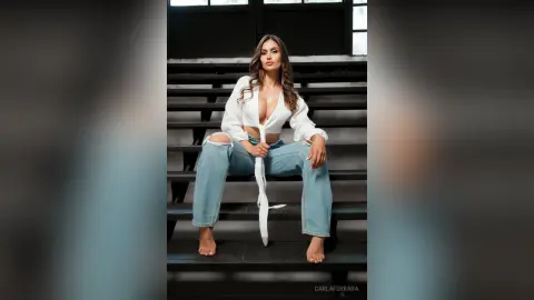 CarlaFerrara — Tight Knot