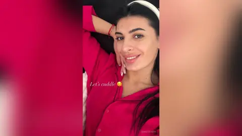 ZenoviaNoir — Cuddle with me !🤗