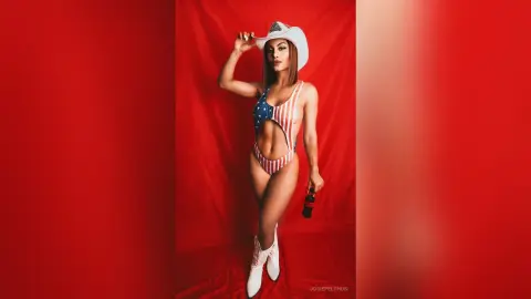 JosiePelthon — Sexy american girl