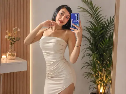 EvelynClaiir — ImLive Photo Set