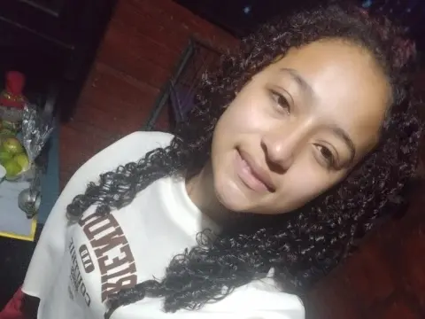 AntonelaBlazeLuv cam model