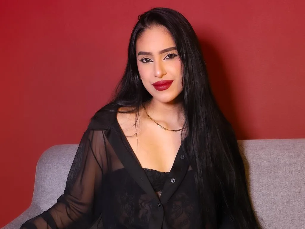 RavenMontagut — ImLive Photo Set