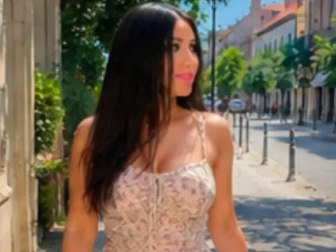 AdellineRae — ImLive Photo Set