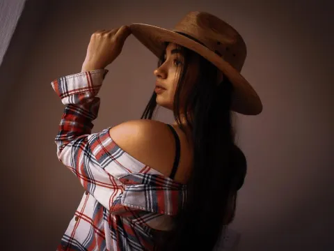 EmmaCruz — ImLive cam model