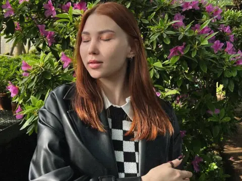 NicoleGingerr — ImLive Photo Set
