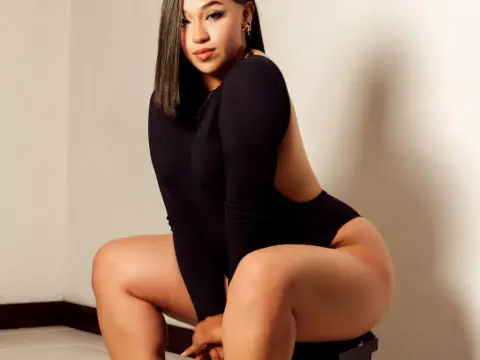 Isabell — ImLive Photo Set