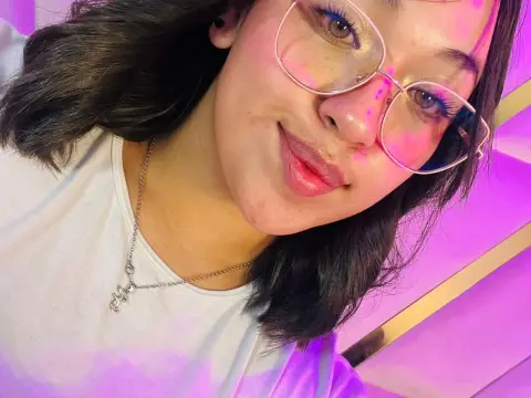 Isabell — ImLive Photo Set