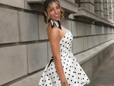 SamanthaBlondie — ImLive Photo Set
