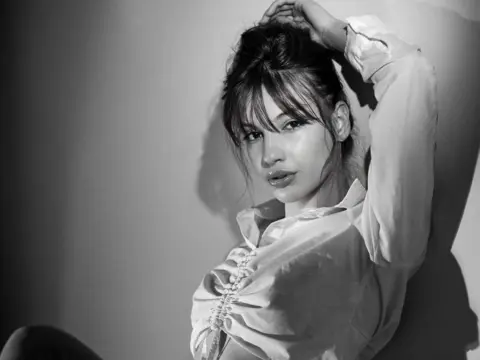 KimmDaviss — ImLive Photo Set