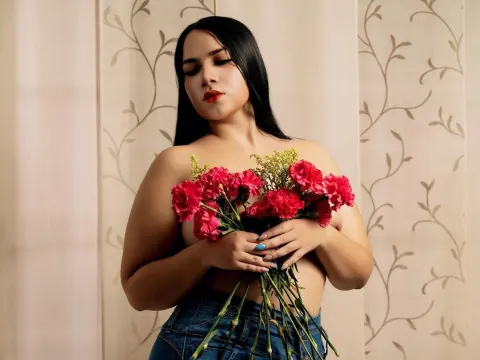 QueenSofia cam model