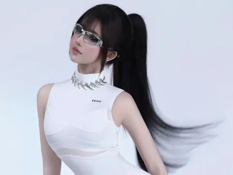 Stellea — ImLive Photo Set