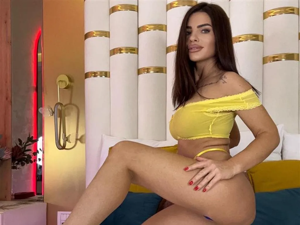 LolaCrave — ImLive Photo Set