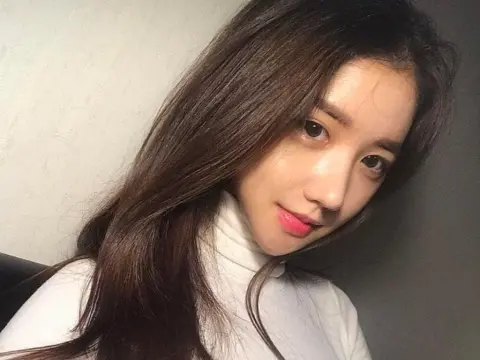 Loveyou_25 — ImLive Photo Set