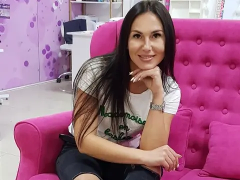 JulianaGold33 — ImLive Photo Set