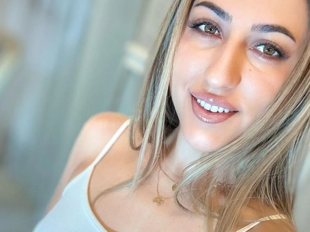 MarisaGrace — ImLive Photo Set