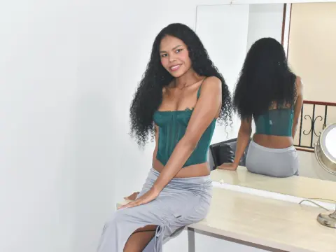 BeverlyCollins — ImLive Photo Set