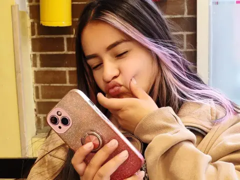 shekina_lu — ImLive Photo Set